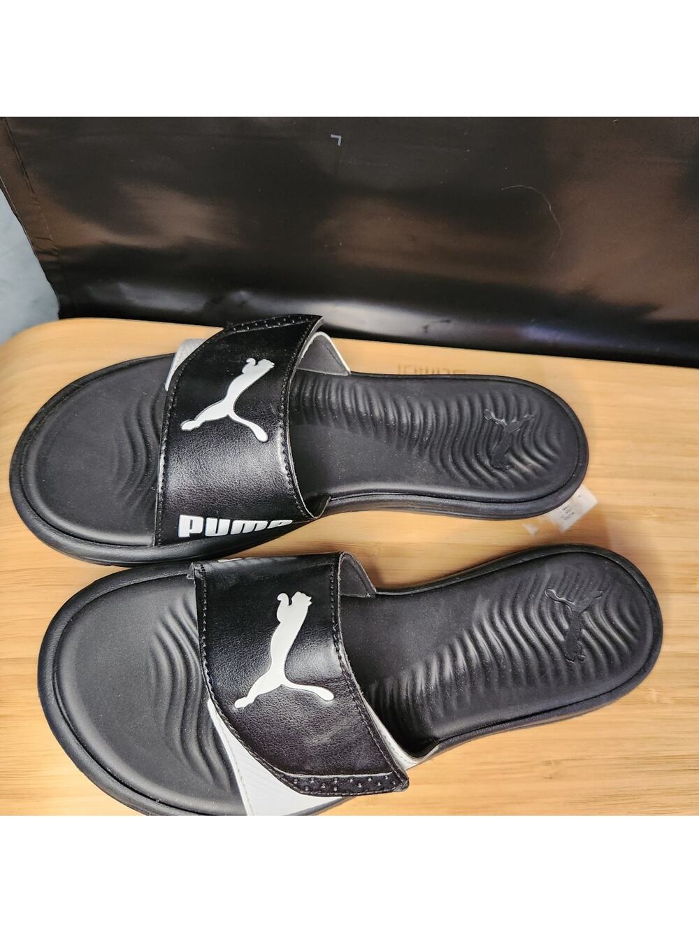 Puma Womens slides sandals black size 7